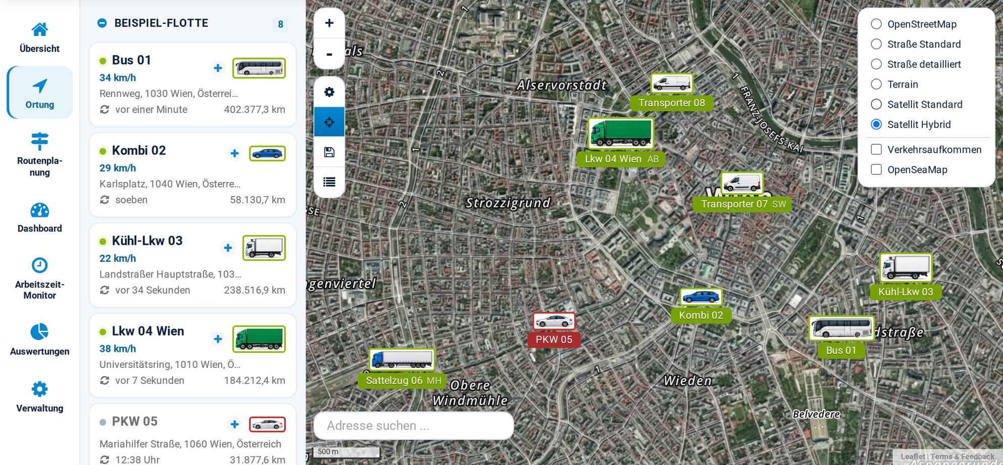 Satellitenkarte im gps365-Cockpit mit der Auswahl der Kartenarten